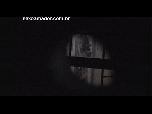 ❤️ Sarışın, içi boş tuğlaların arkasına gizlenmiş bir mahalle röntgencisi tarafından gizlice videoya alınır ❌ Sikiş videosu tr.bassaniluigi.ru