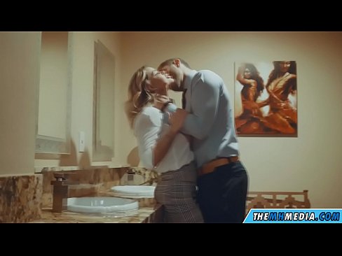 ❤️ Büyük memeli bir sarışın seni umumi tuvalette baştan çıkardığında ❌ Sikiş videosu tr.bassaniluigi.ru